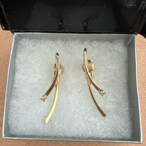 Women’s Clip On Earrings. Bundle 5 for $30